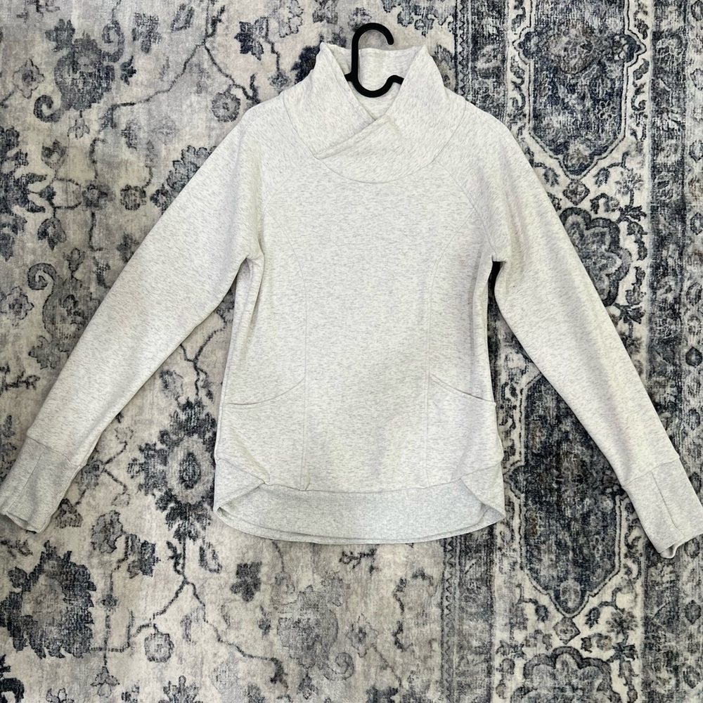 90 Degree By Reflex Cream Sweater
